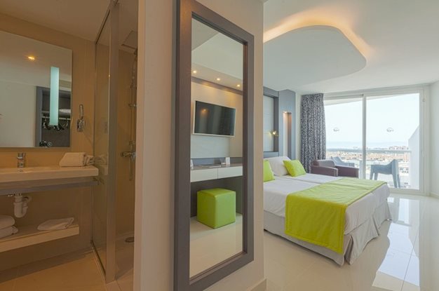 Sirenis Tres Carabelas en Spa Hotel in Ibiza, Spanje foto 5