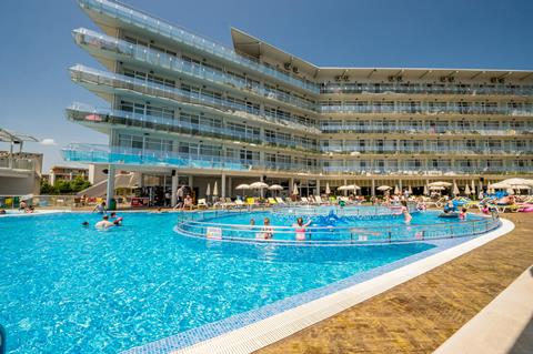 Zwembad van Splashworld Aqua Nevis Hotel in Zonnestrand Sunny Beach, Bulgarije foto 2