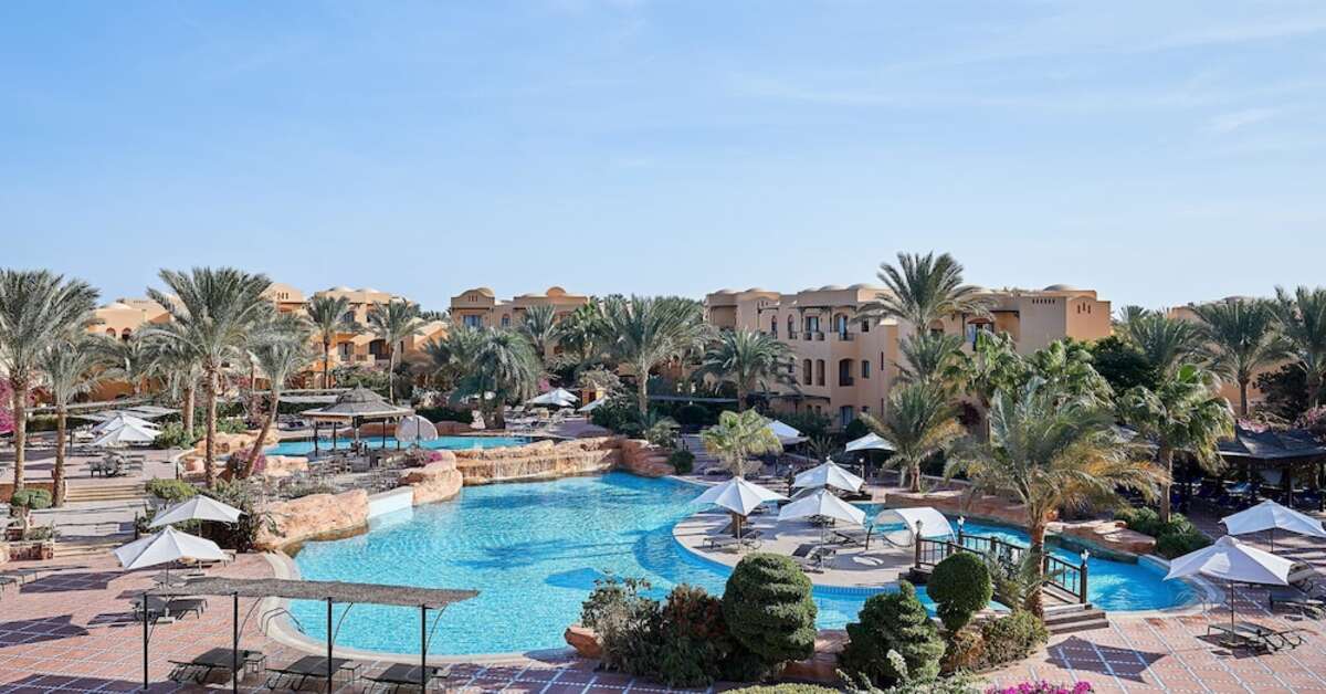 Zwembadzijde bij Steigenberger Coraya Beach Hotel in Port Ghalib, Egypte foto 1