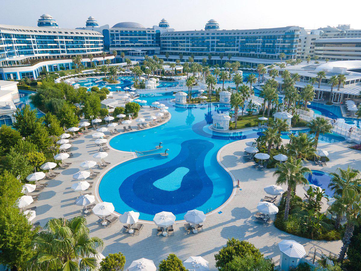 Zwembad van Sueno Deluxe Hotel Belek, Turkije foto 1