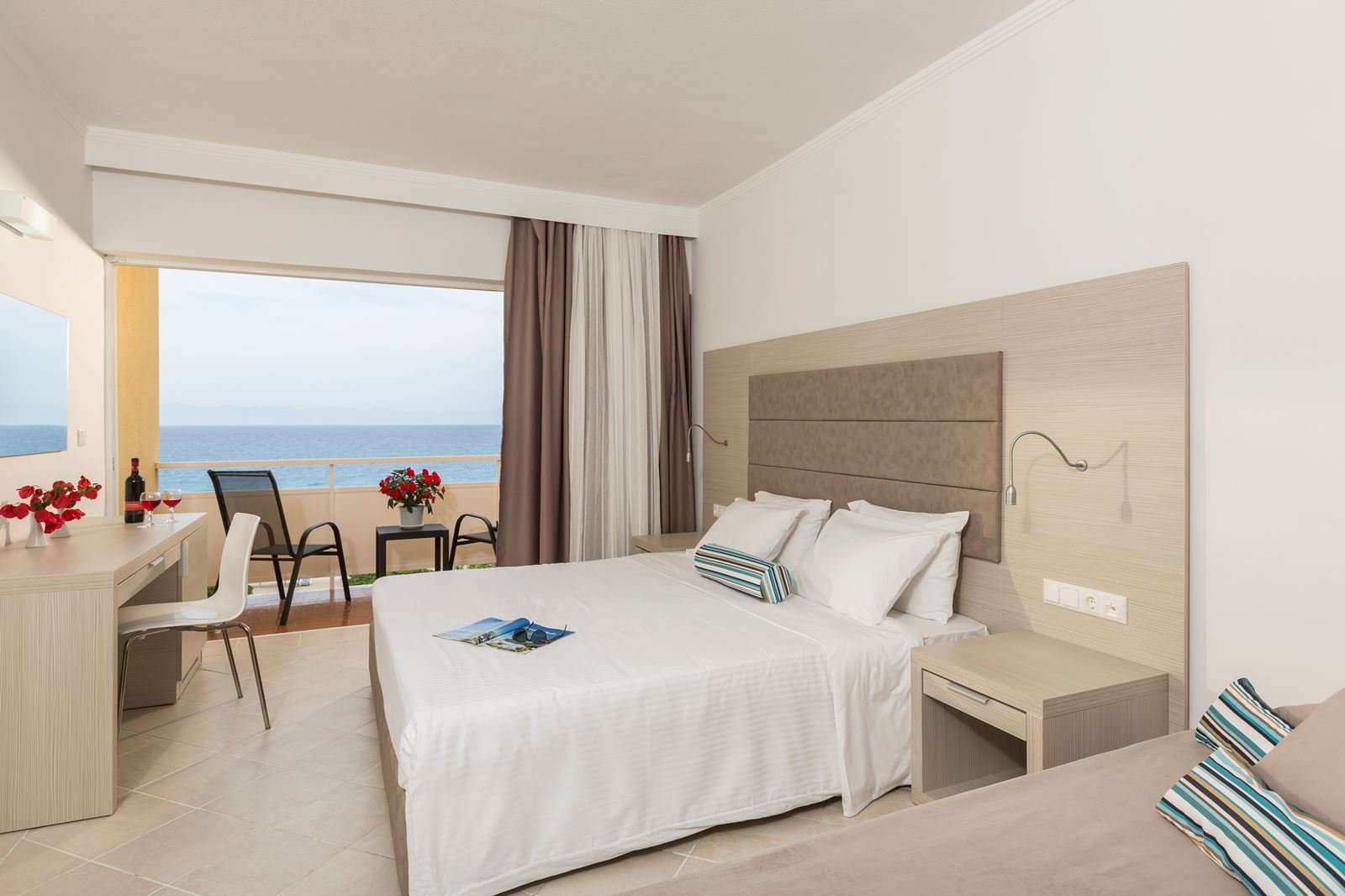 Sunshine Hotel in Trianda (Ialyssos), Griekenland foto 5