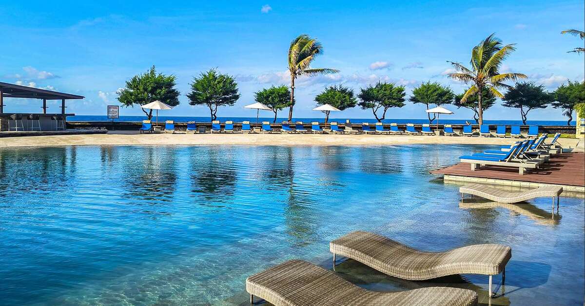 Zwembadzijde bij Tamansari Jivva Resort Sidemen, Indonesië foto 1