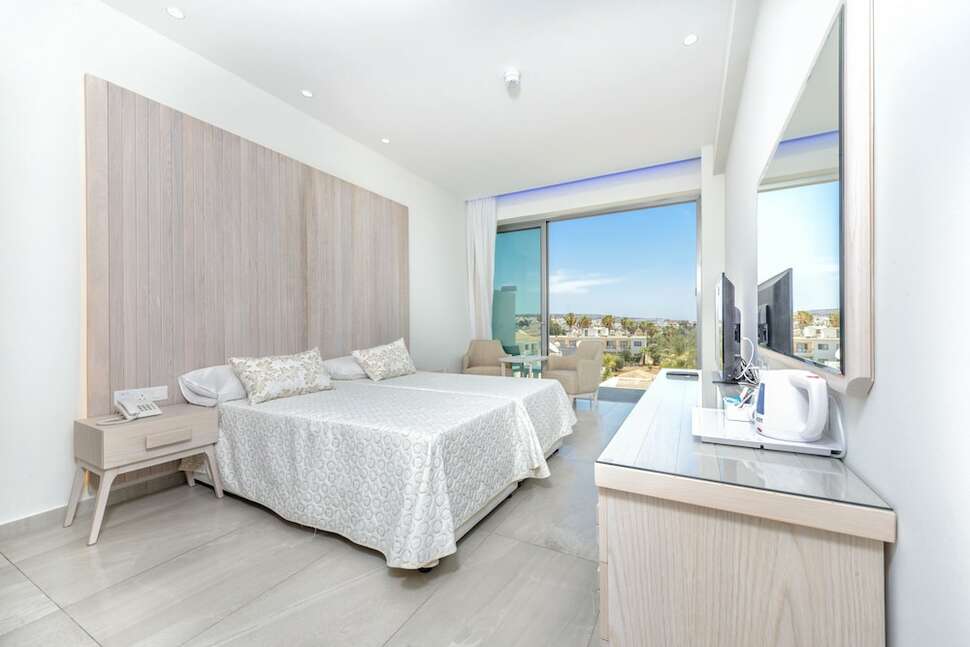 Tasia Maris Beach Hotel: Top Vakantiedeal Cyprus!