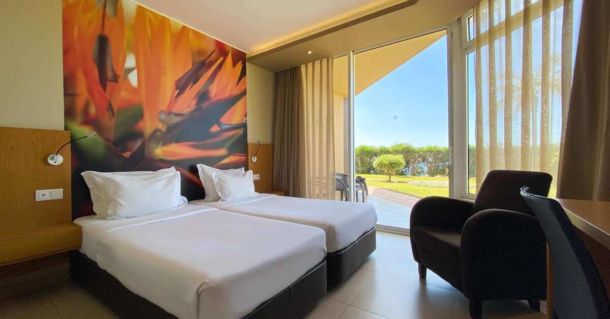 Hotelkamer in The Views Oasis Hotel Canico, Portugal foto 2