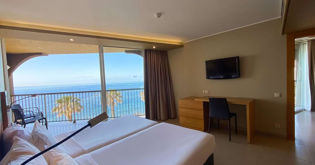 Hotelkamer in The Views Oasis Hotel Canico, Portugal foto 3