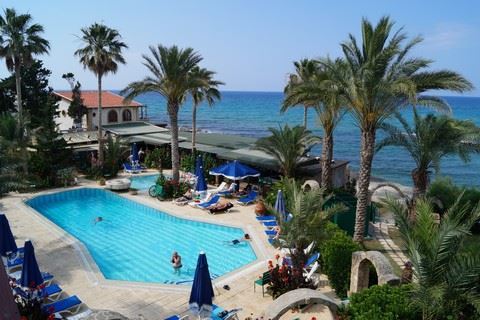 Zwembad van Topset Hotel in Kyrenia, Cyprus foto 3