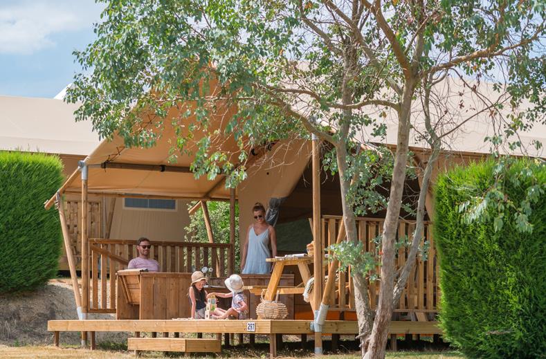 Ligging & omgeving van het Village de la Guyonniere Resort in St. Julien Des Landes, Frankrijk foto 3