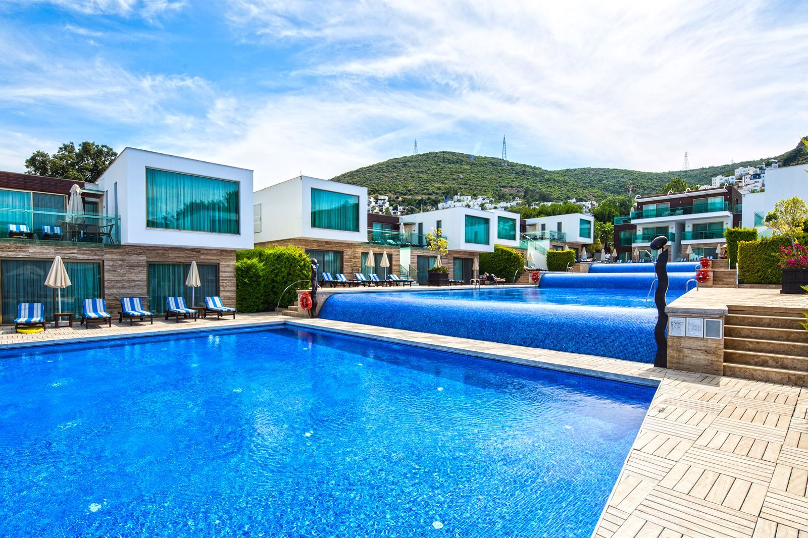 Zwembad van Voyage Hotel by Torba, Turkije foto 1