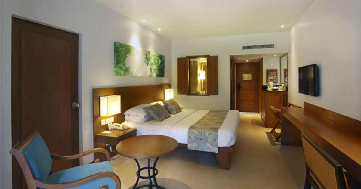 Hotelkamer in Woodlands Hotel Pattaya, Thailand foto 3