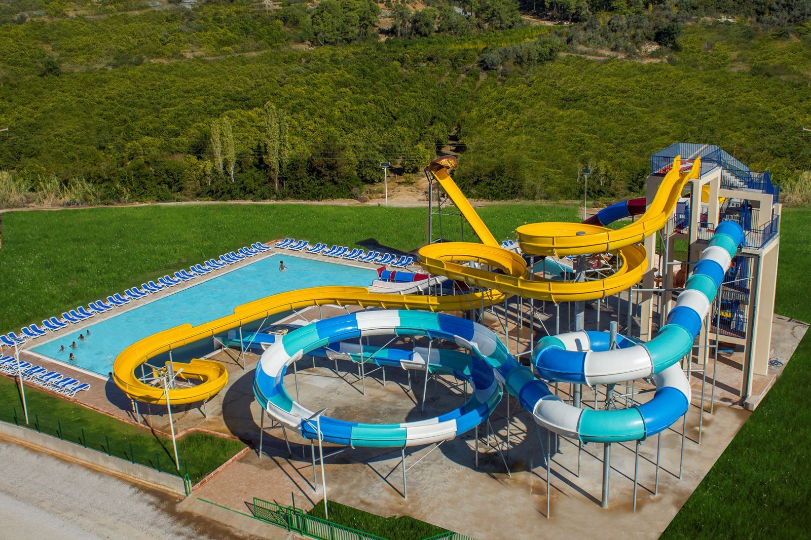 Zwembad met glijbanen van Alan Xafira Deluxe Spa Resort Alanya, Turkije foto 3