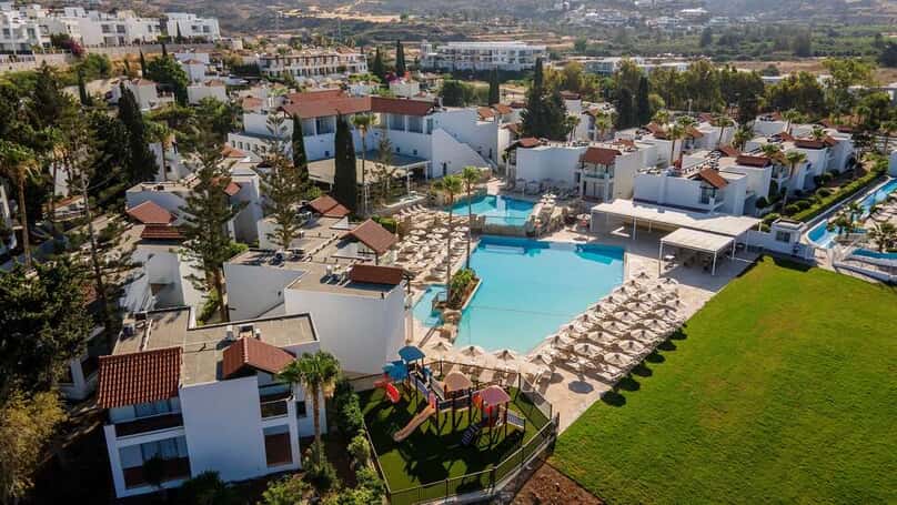 Kapetanios Aqua Resort