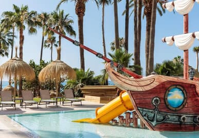 Best Triton : Luxe strandhotel aan de Costa del Sol